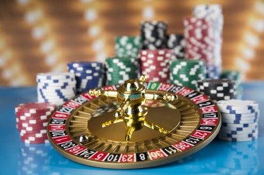gila jp platform interface showing sportsbook, live casino, and slot games on mobile